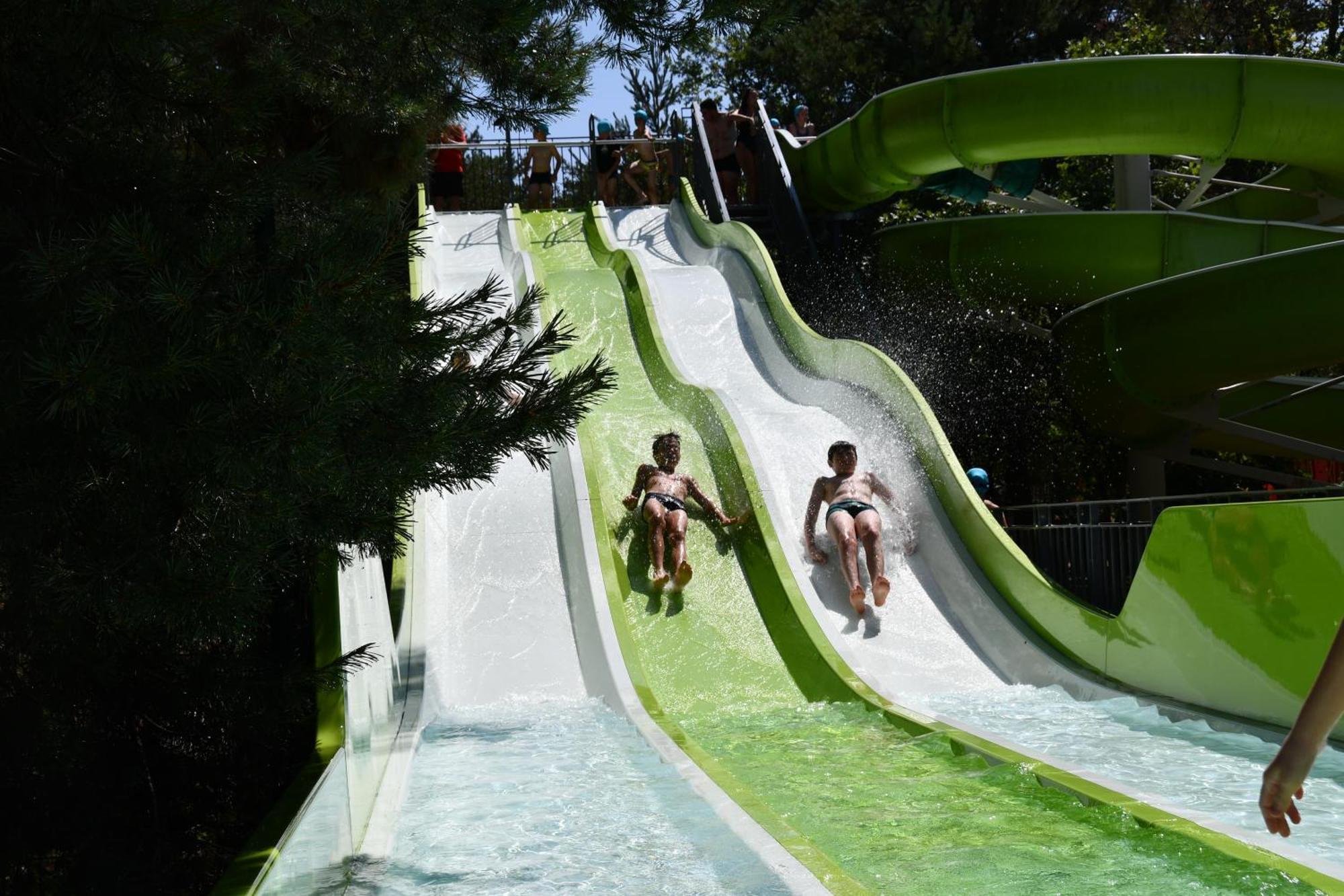 Campsite Mobil Ile De Loisirs De *